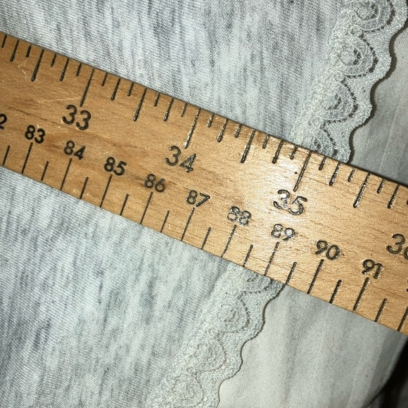 Aerie size large / XL Gray Cozy modal blend light Robe perfect for lounging - Picture 10 of 16